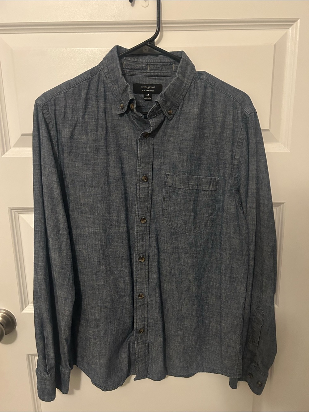 Banana Republic Slim Untucked